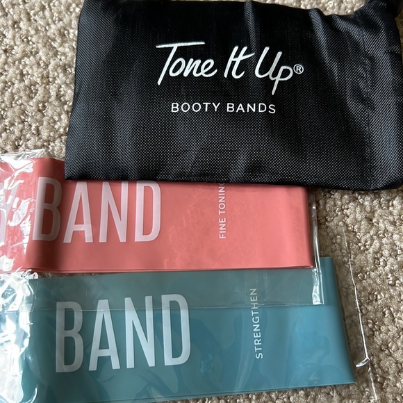 Tone it Up Booty Bands - Picture 3 of 3